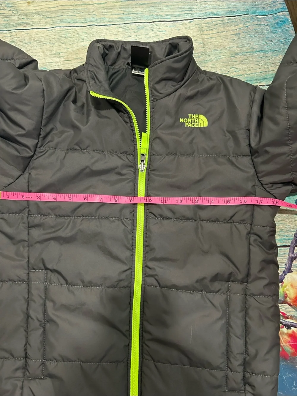 The North Face Boys size Large 14/16 gray puffer insulated winter Jacket